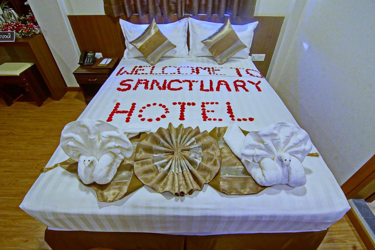 Sanctuary Hotel Mandalay Exteriér fotografie